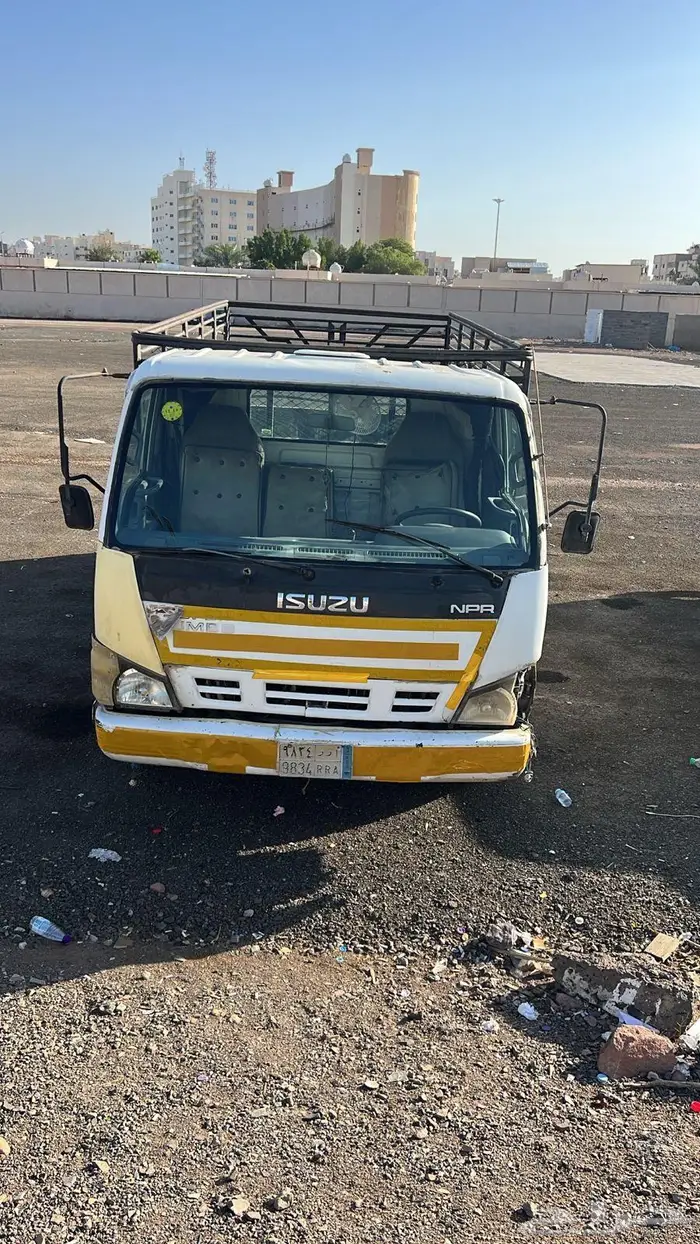 للبيع دينا ايسوزو صندوق 2008 0