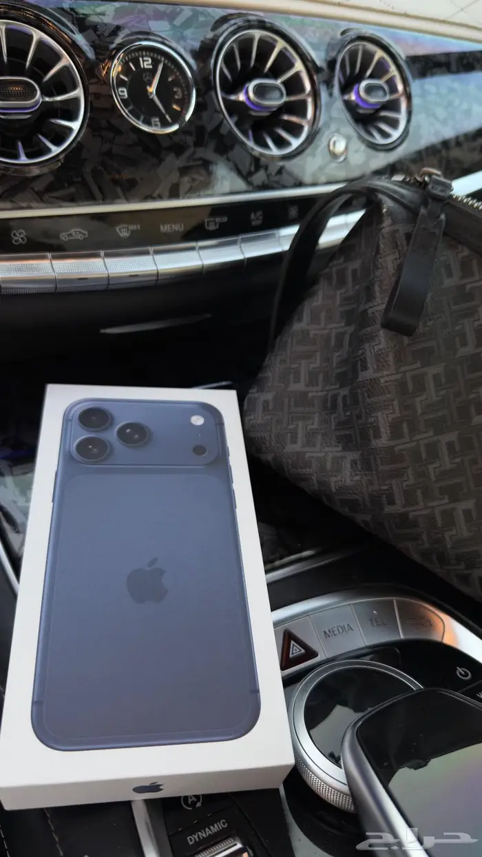 للبيع ايفون 17 برو ماكس 256 ازرق نيلي 0