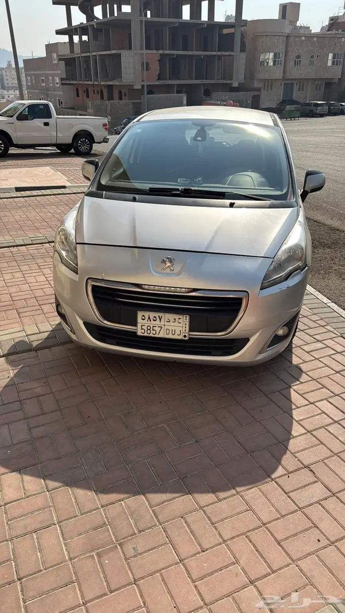بيجو 5008 موديل 2016 6
