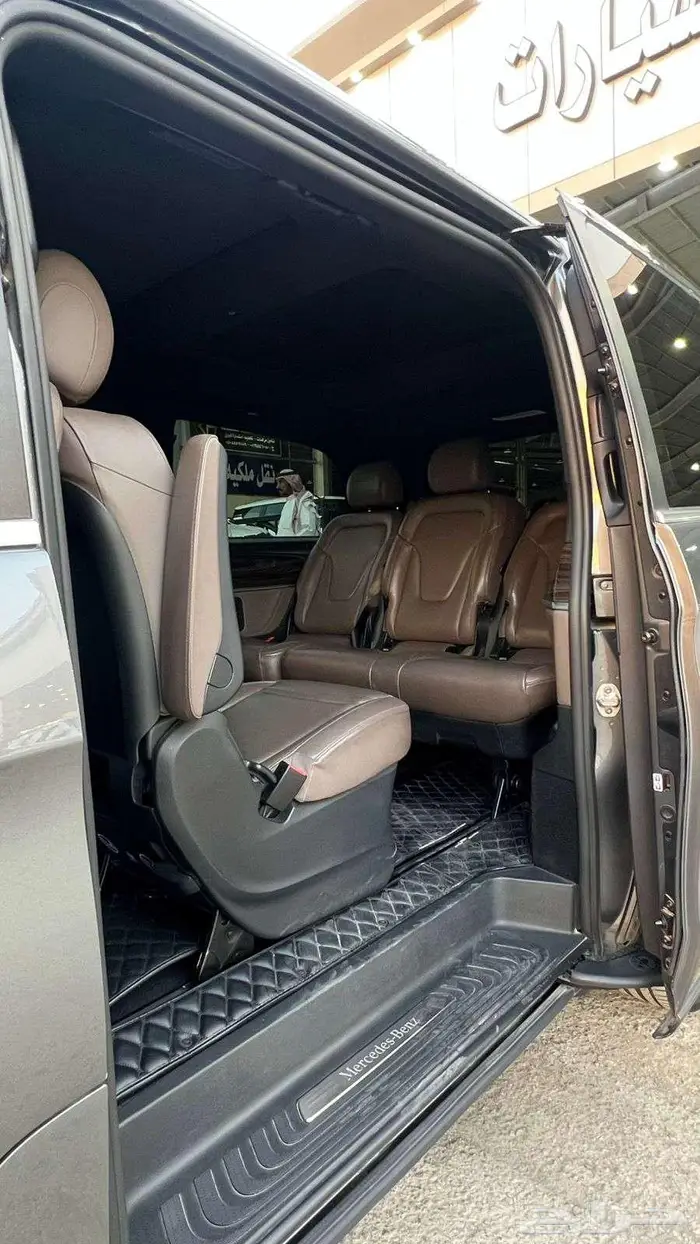مرسيدس فان V250 موديل 2022- معرض خلف للسيارات 7