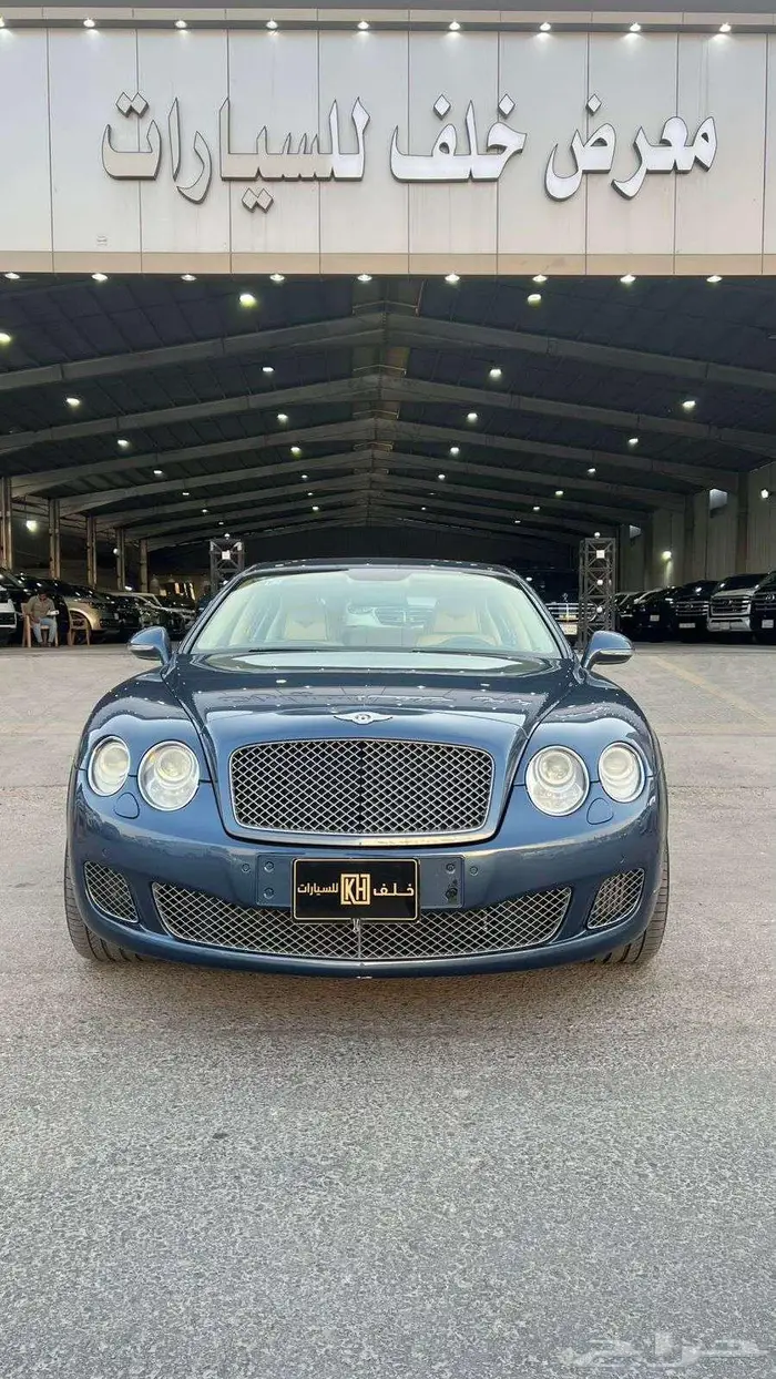 بنتلي فلاينج اسبير موديل 2012- معرض خلف للسيارات 0