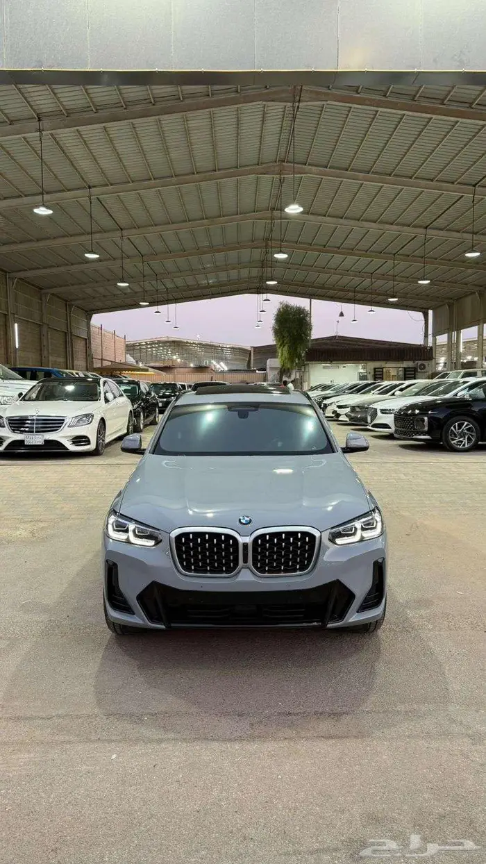 بي ام دبليو 2024 X4 عداد 4500 فقط ضمان دولي 2