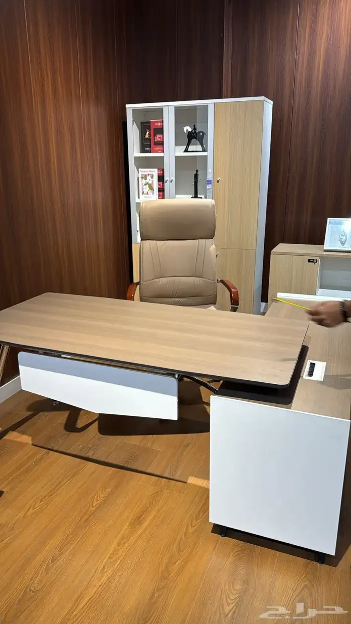 مكاتب فخمه وجوده عالميه 9