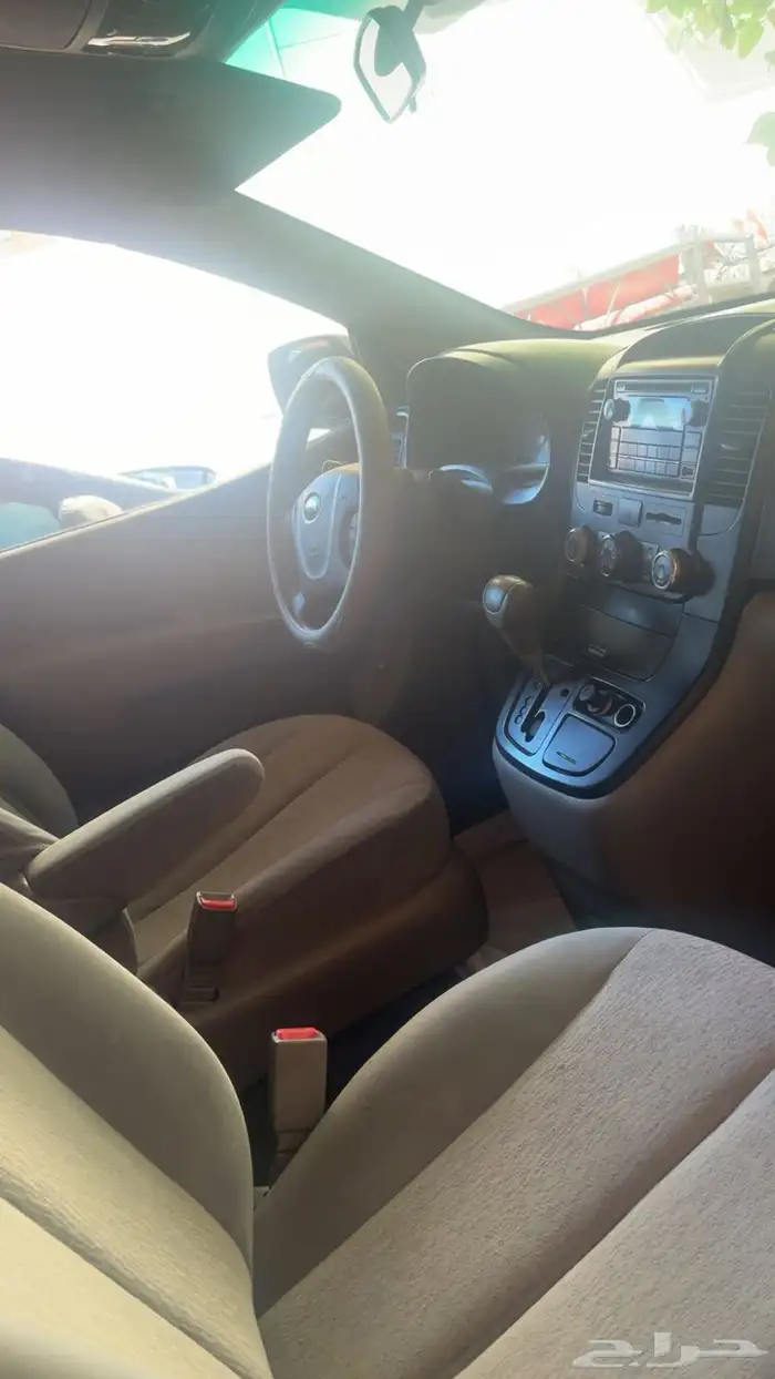 سياره كيا كرنفال Kia Carnival 3