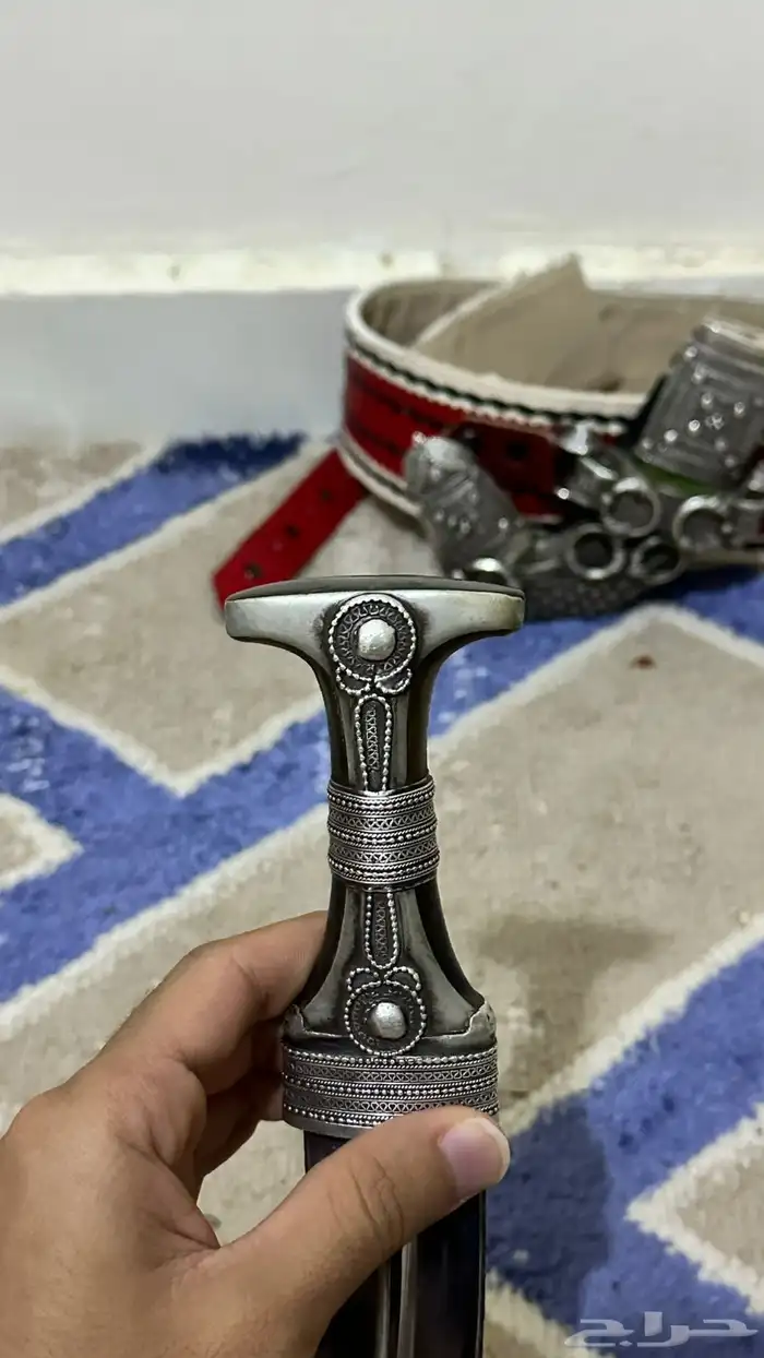 للبيع خنجر زراف كفوو مطرح ثلاث اصابع وشوي 3