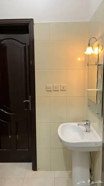 شقه 5 غرف مدخل مستقل index