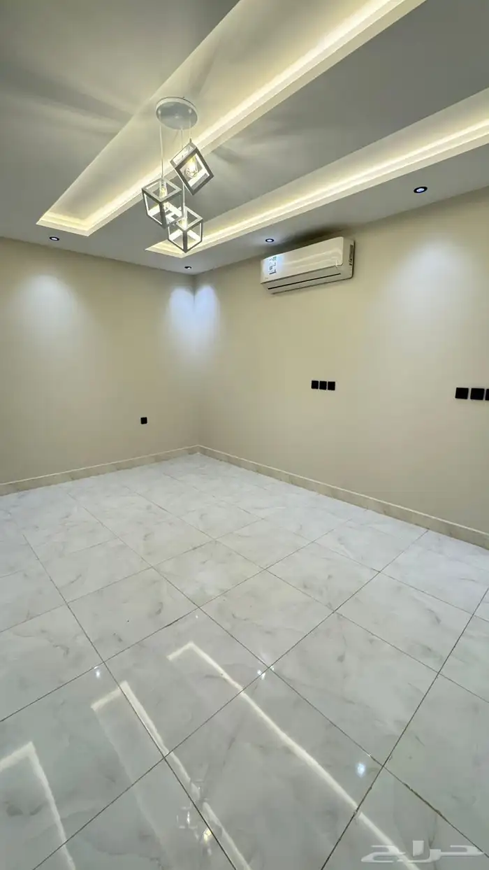 شقة فاخرة 4 غرف للإيجار بحي المروة 15