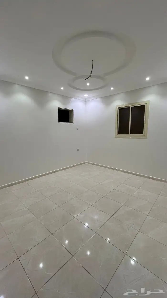 شقه 5 غرف مدخل مستقل 1