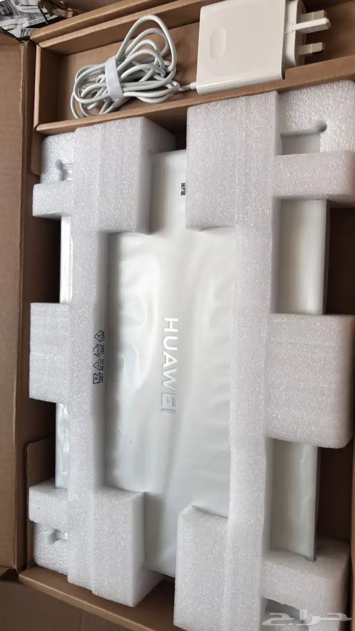 لابتوب ميت بوك 16 D 3