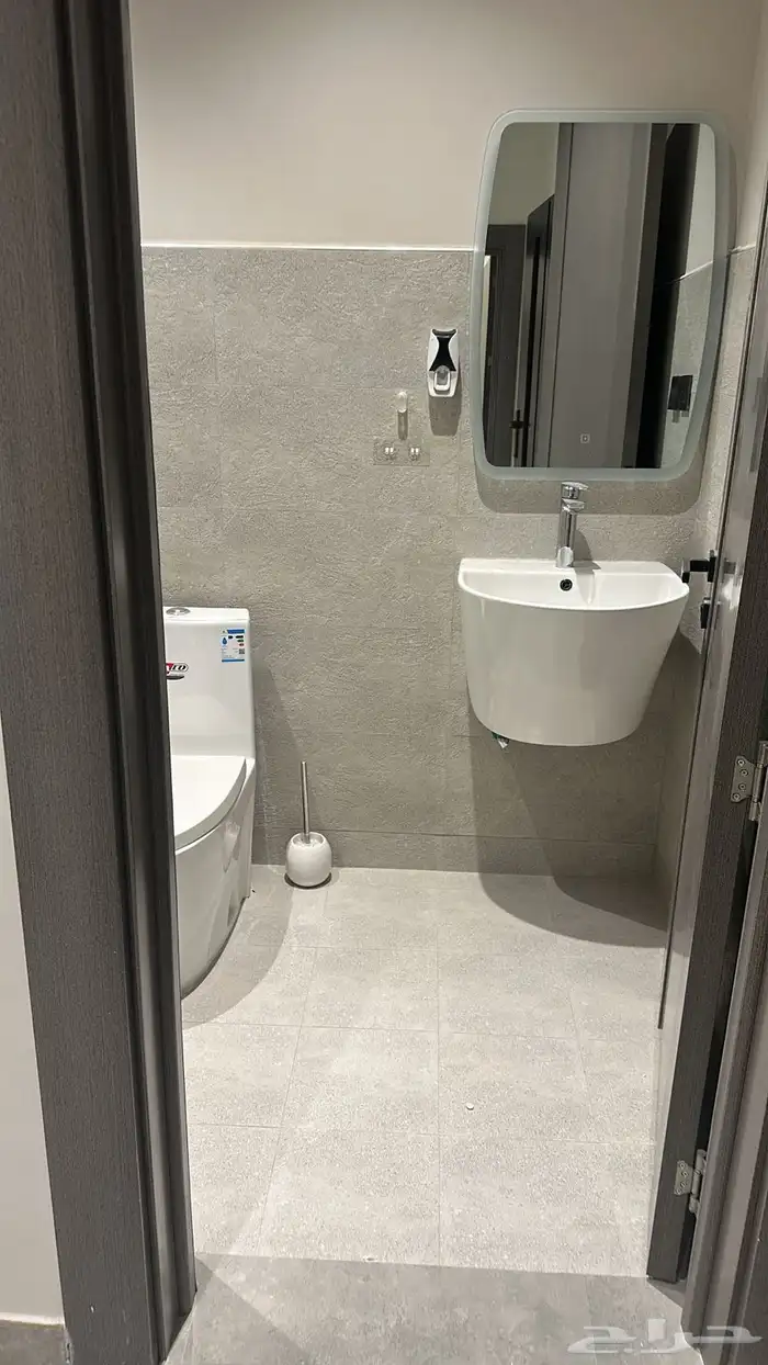 شقة عوائل للإيجار في حى النرجس 4