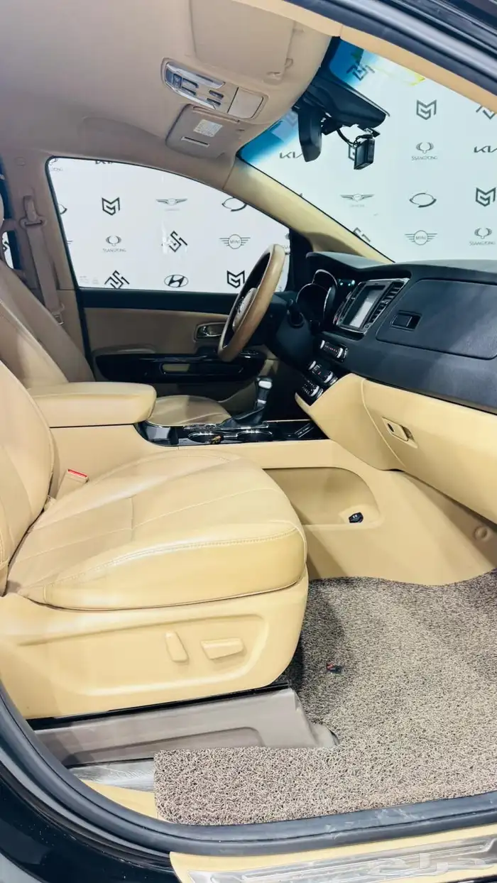 كيا كارنفال 9 راكب بطاقة جمركية 2