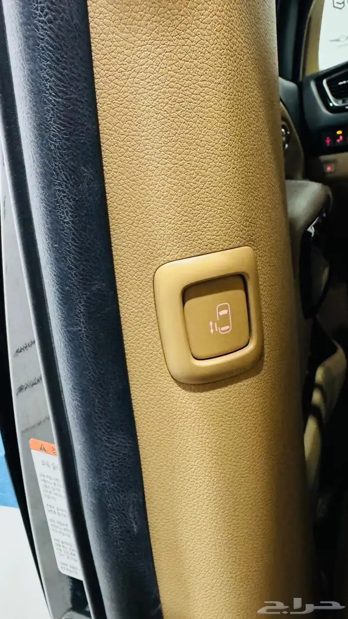 كيا كارنفال 9 راكب بطاقة جمركية 13