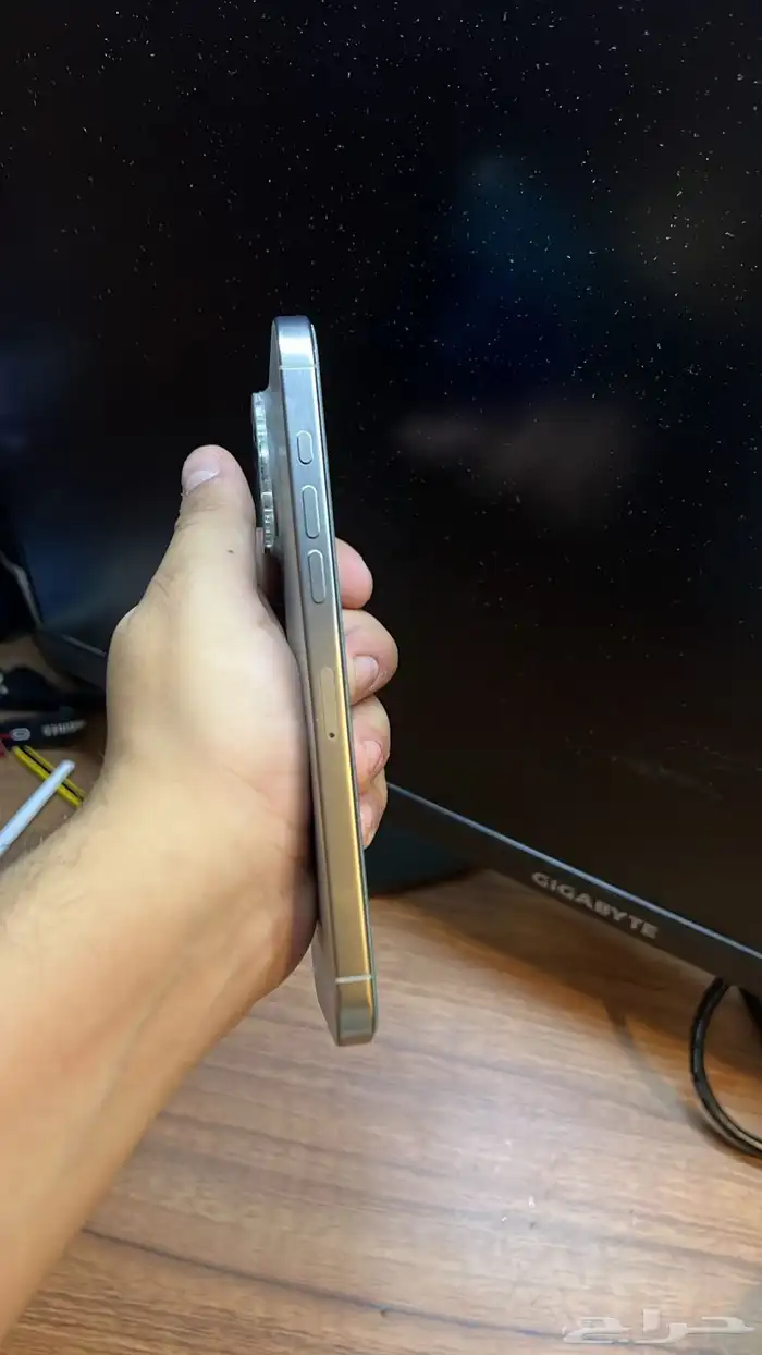 ايفون 16 برو ماكس 256 قيقا بطاريه 100 2