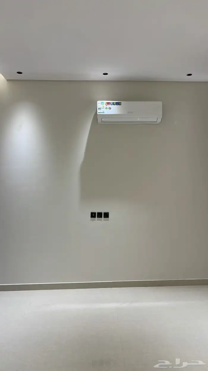 شقة للإيجار حي الرمال 3