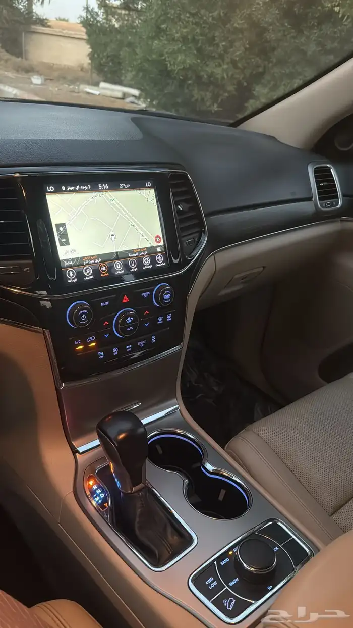 جراندشروكي 9