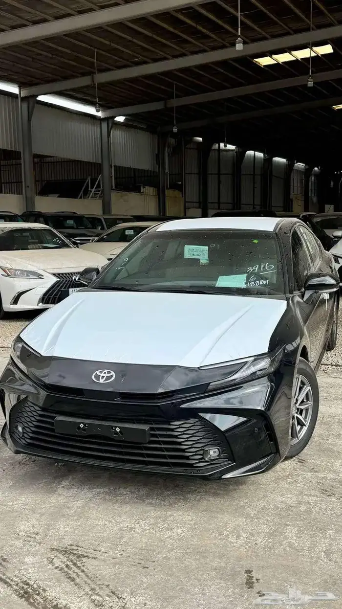 عرض خاص كامري 2025 E بنزين سعودي الون اسود 110500 0
