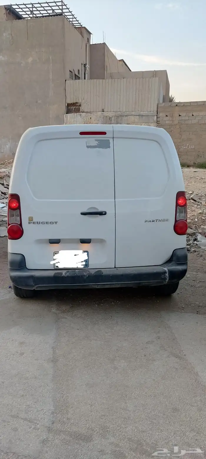 بيجو فان   2016 3