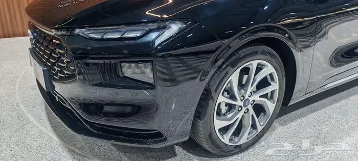 فورد تورس تيتانيوم فل كامل 2026 11