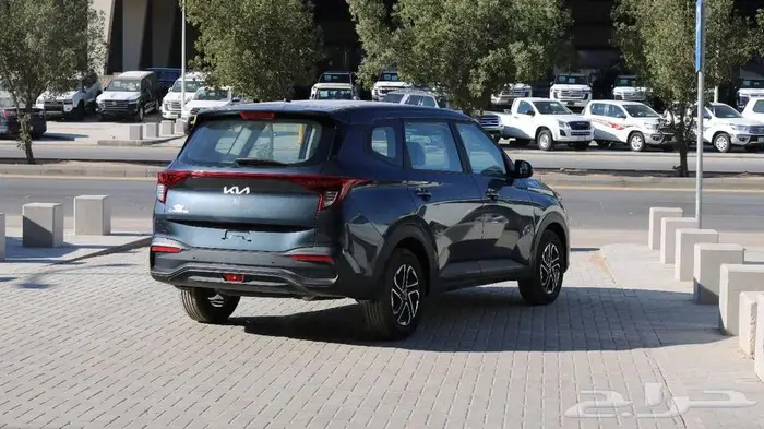 كيا كارينز 2025 gl كاش و بنك ب سعر خاص 1