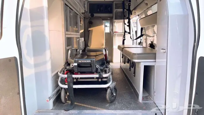 فورد 350 اسعاف موديل 2012 استماره اسعاف 10