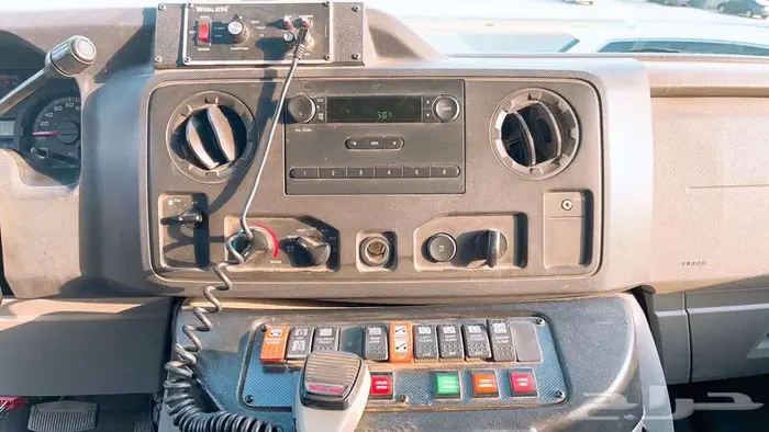 فورد 350 اسعاف موديل 2012 استماره اسعاف 6