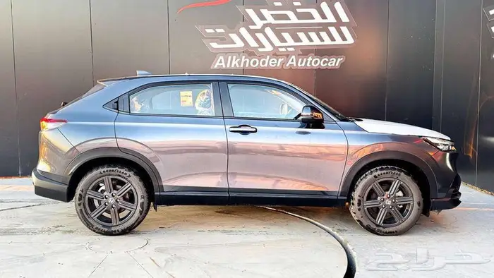 هوندا اتش ار في LX 2024 لدى شركة عبدالمجيد الخضر 3
