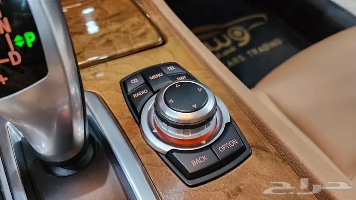 بي ام دبليو 730LI 2010 مخزن 16