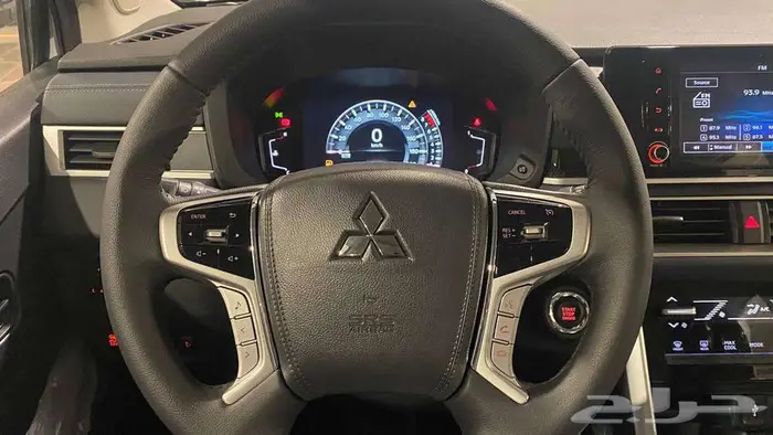 عرض خااص متسوبيشي اكسباندر كروس بريميوم 2025 فل كامل 8