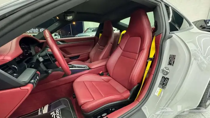 2025بورش كاريرا 911 PORSCHE Carrera 911 10