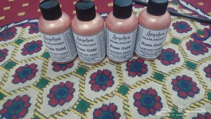 طلاء امريكي من شركه انجيلوس خاص بطلاء الجلود البيع كامل 26