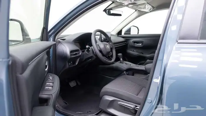 هوندا ZR-V فئة LX موديل2024 6
