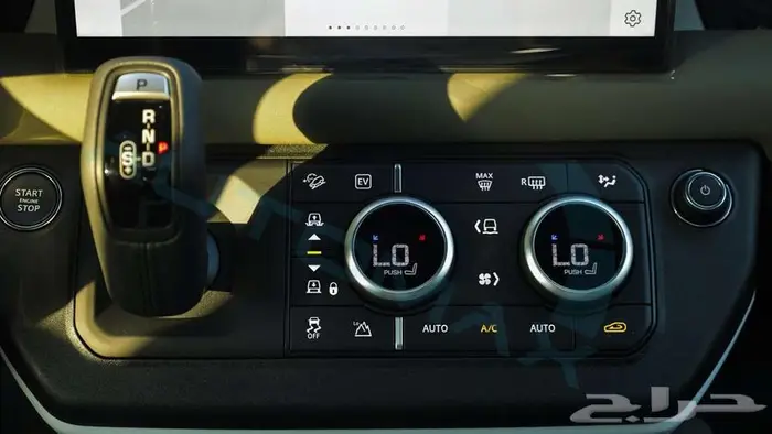 2025 Land Rover Defender 110 X-Dynamic SE P400e مع ضمان 12