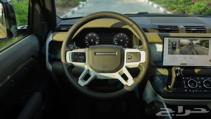2025 Land Rover Defender 110 X-Dynamic SE P400e مع ضمان 8