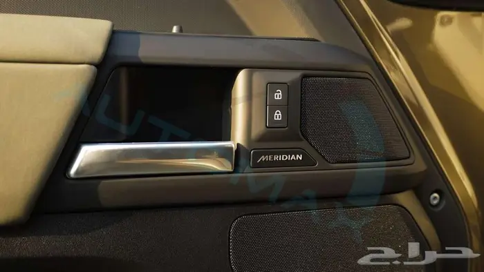 2025 Land Rover Defender 110 X-Dynamic SE P400e مع ضمان 18