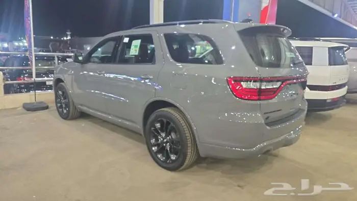 دودج دورانجو فل نايت ايديشن موديل 2025 12