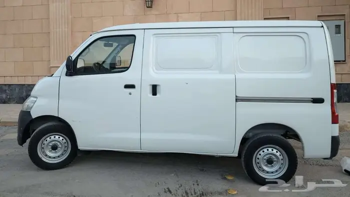 فان بضاعة تويوتا لايت اس 2024 للبيع 2