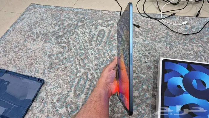 أيباد آير 2022 (الجيل الخامس) ازرق-شبة جديد 256جيجا قلم ابل 2