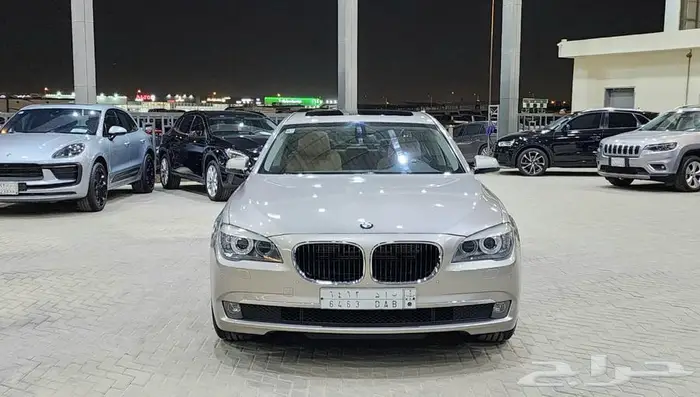 بي ام دبليو 730LI 2010 مخزن 0