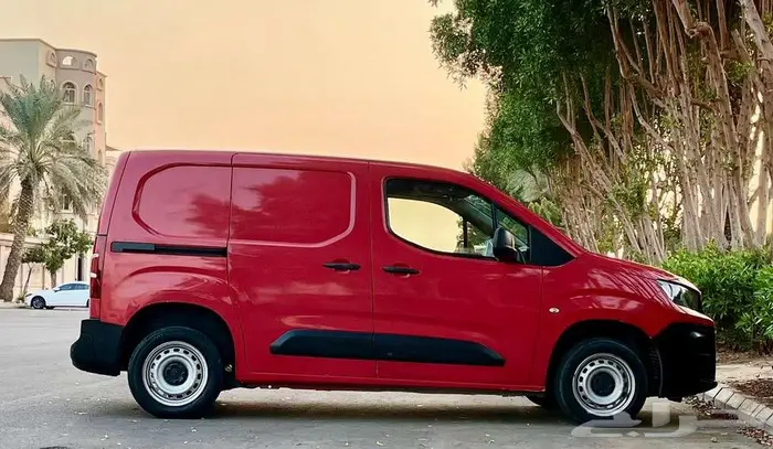 بيجو بارتنر 2023 ديزل مجدد ومفحوص ب 29 الف بالضريبة 2