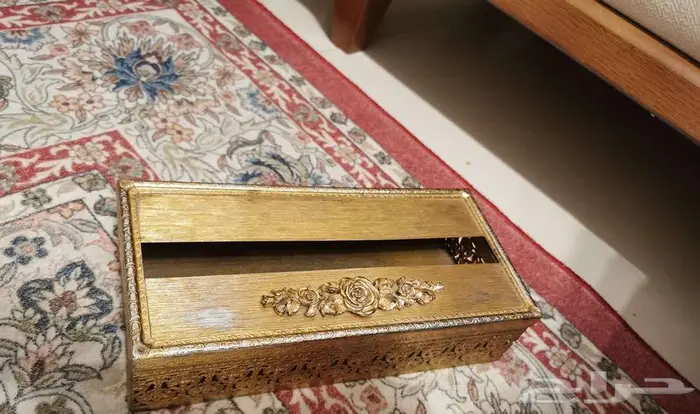 للهواة.. علبة مناديل تراثية لها قرابة 45 عاما 3