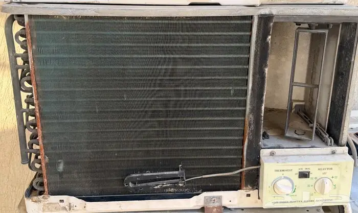 6 مكيفات شباك للبيع 1