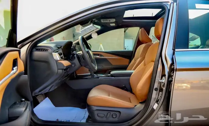 تويوتا كامري جراندي موديل 2025 20