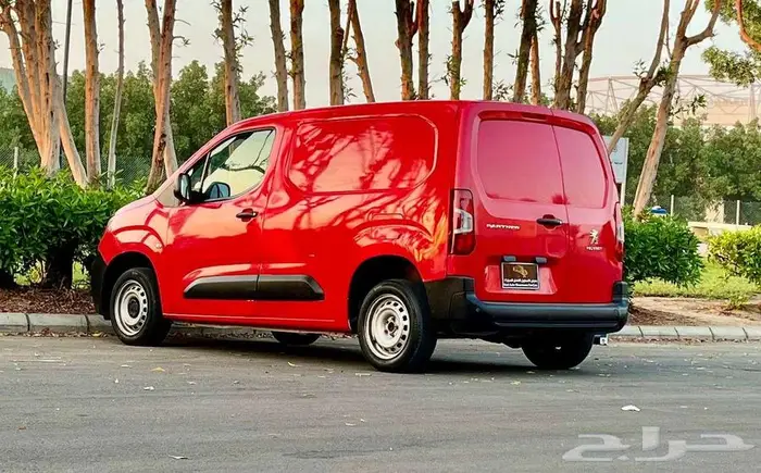 بيجو بارتنر 2023 ديزل مجدد ومفحوص ب 29 الف بالضريبة 7