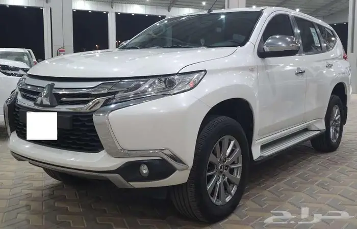 ميتسوبيشي مونتيرو 2018 بنزين دبل 1