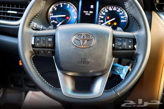 تويوتا فورشنر ديزل مكينه2.8.VX. 2Plus موديل 2024 9