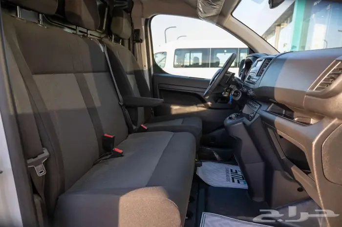 سيتروين جامبي فان بضاعة قير اتوماتيك ديزل 2025 6