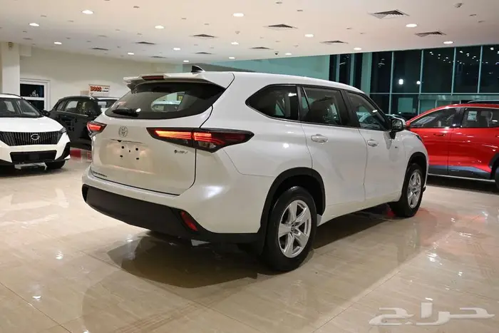 تويوتا هايلاندر 2025 ستاندرد بدون دبل 2