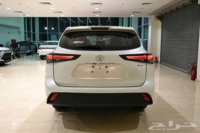 تويوتا هايلاندر 2025 ستاندرد بدون دبل 3