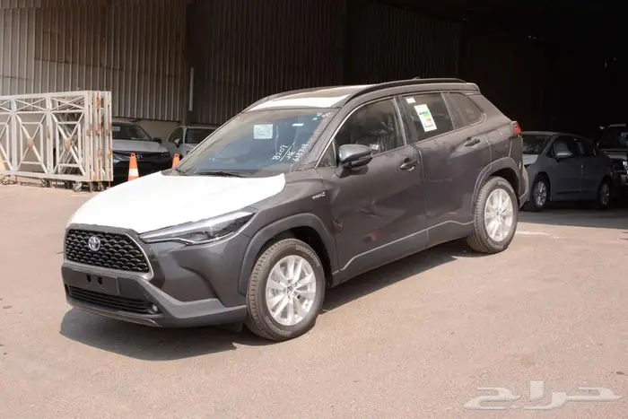 تويوتا كورولا كروس 2024 نص فل هايبرد بالنقد او التقسيط 1