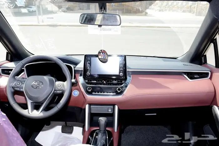 تويوتا كورولا كروس 2024 نص فل هايبرد بالنقد او التقسيط 4